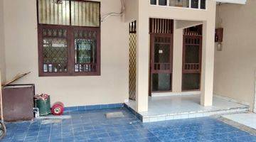 Gambar 1 Dijual Rumah Kondisi Terawat 2 Lantai Villa Melati Mas ~ V70060