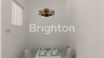 ruang makan rumah baru 2 lantai di