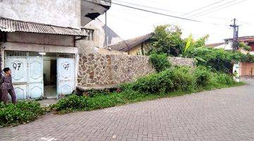 Gambar 5 RUMAH HOOK HITUNG TANAH di WISMA TROPODO 