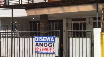 Gambar 1 Rumah 3lt Rapi Dan Nyaman Area Pulomas Row 2 Mbl Cocok Unt Tinggal, Kantor Atau Tempat Usaha