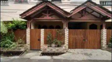 Gambar 1 Dijual Rumah 2lt Area Rawamangun Row Jalan 2 Mobil