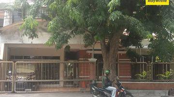 Gambar 1 Dijual Rumah SHM di Nol Jalan Residen Sudirman Surabaya