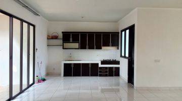 Gambar 5 Rumah 2 Lantai Bagus Semi Furnished di BSD Foresta, Tangerang