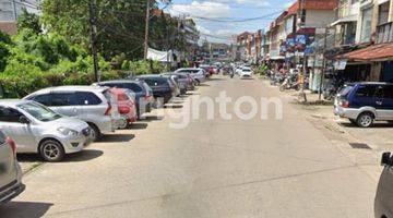 Gambar 4 Sebidang Tanah Commercial Yang Sangat Strategis Dipusat Kota Pontianak, Kalimantan Barat