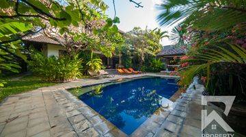 Gambar 2 Affordable 4 Bedroom Villa In Seminyak Bali For Sale Leasehold