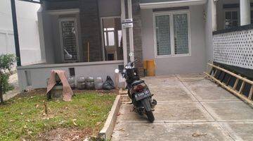 Gambar 1 Rumah Siap Huni Depan Green Area Sentul City 