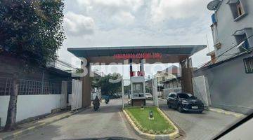 Gambar 1 Rumah Dalam Komplek Kosambi Baru