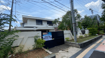 Gambar 1 RUMAH 2 LANTAI DIJALAN PROTOKOL TENGAH KOTA SEMARANG