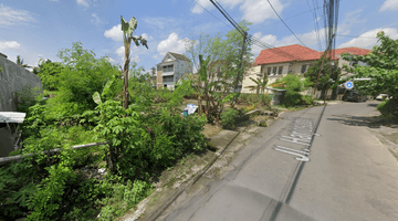 Gambar 1 Dekat Polda Diy Ringroad Utara Jogja, Tepi Jalan Aspal