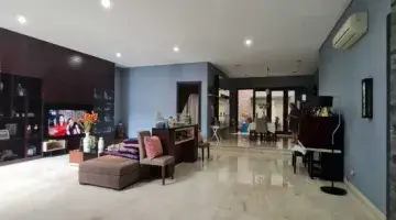 Gambar 4 Rumah Langka Dengan Interior Semi Furnished di Puri Indah Jakarta Barat