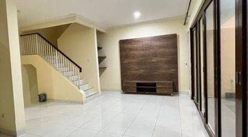 Gambar 3 Rumah 2 Lantai, Di Lokasi Premium Bintaro Rumah Bagus