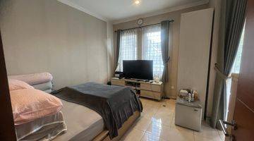 Gambar 3 Rumah Semifurnished Ada Halaman Belakang Cluster Bsd City 