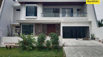 Gambar 1 Rumah SHM Dijual di Villa Westwood Pakuwon City Surabaya