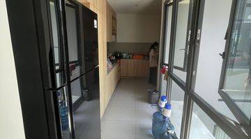 Gambar 4 Dijual Rumah Mewah Bagus Lyndon Navapark Bsd