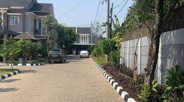 Gambar 3 Dijual Rumah 2lantai. Lokasi Pinggir Jalan Deket Toll Ciputat