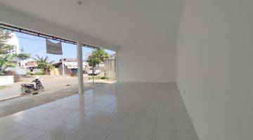 Gambar 4 For Rent 1 floor Shophouse or Office in Pererenan