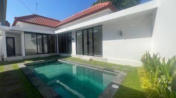 Gambar 1 For Lease Brand New Unfurnished 3 BR Villa In Batu Bolong Canggu 