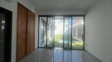 Gambar 3 For Lease Brand New Unfurnished 3 BR Villa In Batu Bolong Canggu 