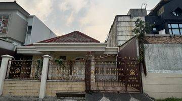 Gambar 1 Rumah di Sektor 1a Gading Serpong 