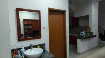 Gambar 4 Rumah Minimalis Modern Furnished Di Taman Holis Indah 2 Bandung