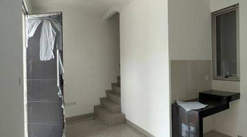 Gambar 3 Disewakan  Rumah Semi Furnished Baru di Cluster Nashville PIK2, Pantai Indah Kapuk 2