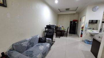 Gambar 4 Dijual rumah semanan indah ukuran 6x15, dua lantai dpt kitchen set ada toren air, belakang sudah di bangun 3x6 , pager stanlist 