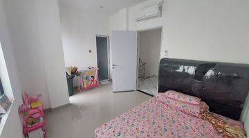 Gambar 1 Dijual villa cantik di Jl Sidorukun 
Komplek Jewel residence  SHM siap huni hadap barat