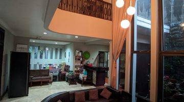 Gambar 1 1.5 Lantai Bagus Furnished SHM di Kedoya, Jakarta Barat