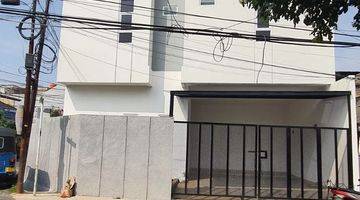 Gambar 2 Di Jual Rumah Baru Di Tebet Hook Akses Jalan Lebar