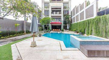 Gambar 2 For Lease 2br Apartment In The Centre Of Seminyak 