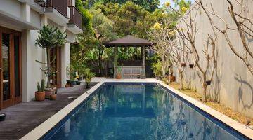 Gambar 1 Jual Rumah Homy Swimming Pool Hegarsari Bagus