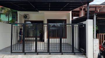 Gambar 1 Rumah 2 lantai 100% siap huni di Pondok Bambu