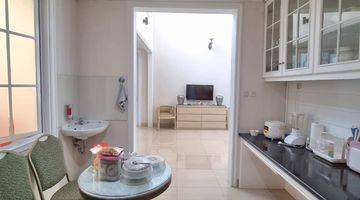 Gambar 4 Rumah 2 Lantai Furnished di Bintaro, Tangerang Selatan