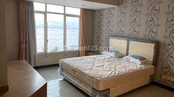 Gambar 2 Dijual Apartemen Pantai Mutiara 3+1BR Sea View 162m2 Semi Furnish