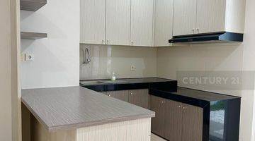 Gambar 5 Rumah 2 Lantai Semi Furnished Di Lebak Bulus