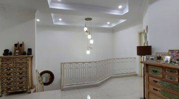 Gambar 4 Rumah 2 Lantai Semi Furnished SHM di Kelapa Gading, Jakarta Utara