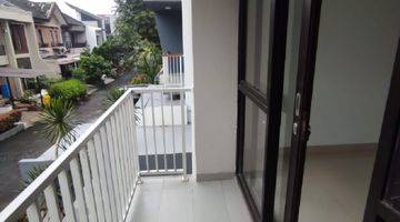 Gambar 4 Rumah2 Lantai Suiap Huni Dalam Komplek Di Puri Bintaro Jaya Sektor 9