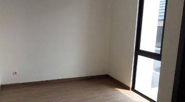 Gambar 2 DiJual Rumah Bagus Semi Furnished di Sutera Sawangan, Depok