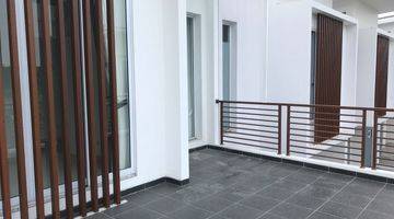 Gambar 1 DIJUAL CEPAT RUMAH SEMI FURNISHED DALAM CLUSTER DI SEKTOR 9