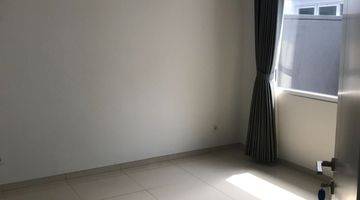 Gambar 5 DIJUAL CEPAT RUMAH SEMI FURNISHED DALAM CLUSTER DI SEKTOR 9