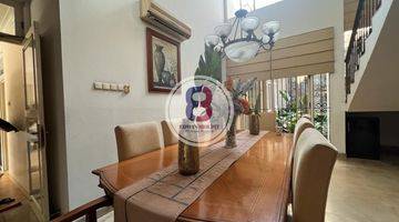 ruang makan rumah dijual di lebak bulus