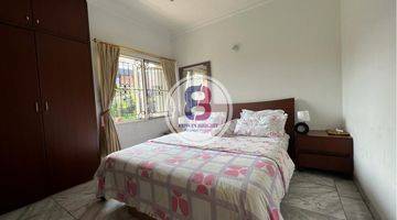 kamar tidur rumah dijual di lebak bulus