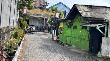 Gambar 1 Rumah Luas Bagus di Jalan Gaharu Banyumanik