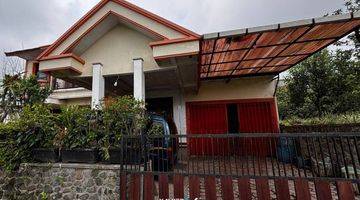 Gambar 2 V1 Dijual Rumah Bagus 2 Lantai View Pegunungan di Tulungrejo Batu