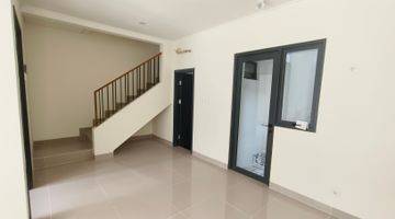 Gambar 4 Rumah Gading Serpong Cluster Leonora 3 Lantai