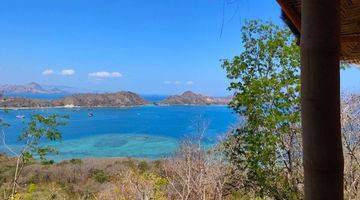 Gambar 2 Tanah View Ke Pantai Dekat Hotel Marriot Labuan Bajo