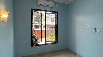 Gambar 2 Brand New House With Rooftop Dan Halaman Luas Di Bintaro Area