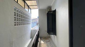 Gambar 4 Brand New House With Rooftop Dan Halaman Luas Di Bintaro Area