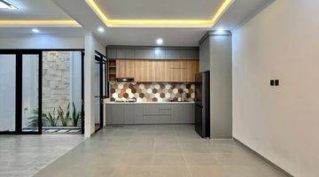 Gambar 3 Jual Murah Rumah Baru Desain Minimalis Modern Semi Furnished Siap Huni di Jagakarsa