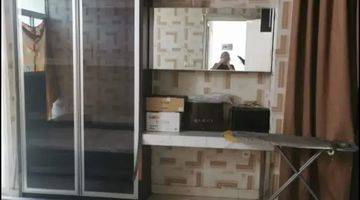 Gambar 1 Dijual cepat Rumah  3 Lantai Bagus di gading eight murah